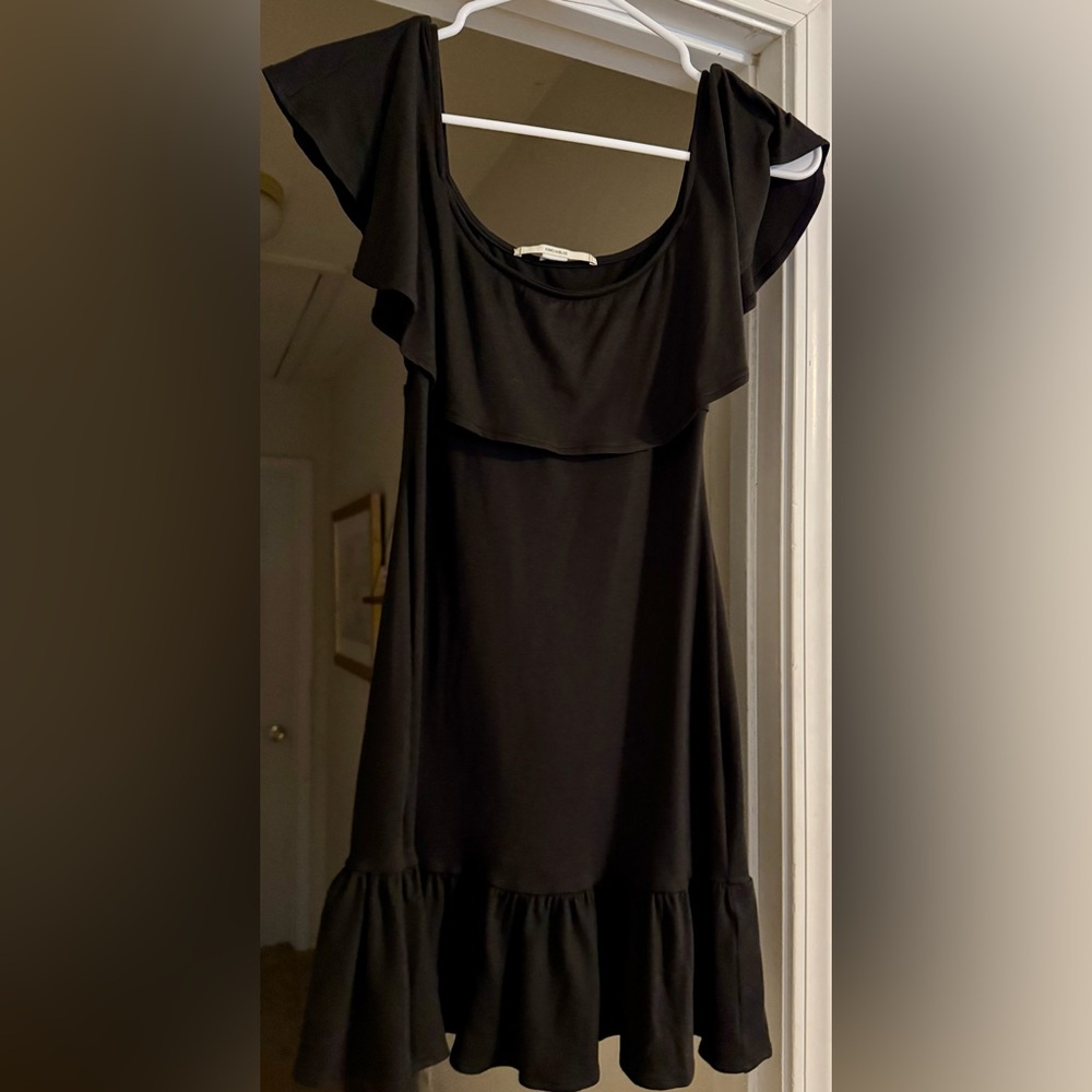 Cute LBD with frill detail at bottom and off shoulder alternative